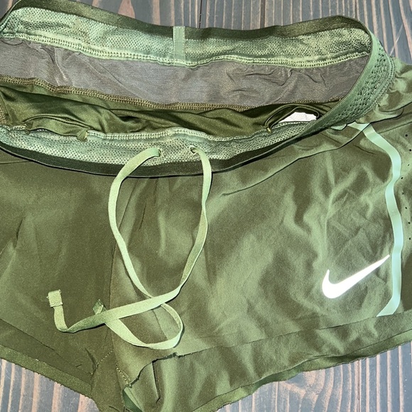 Nike Dri-Fit Green Running Shorts Seemless drawstring Medium - Picture 2 of 8
